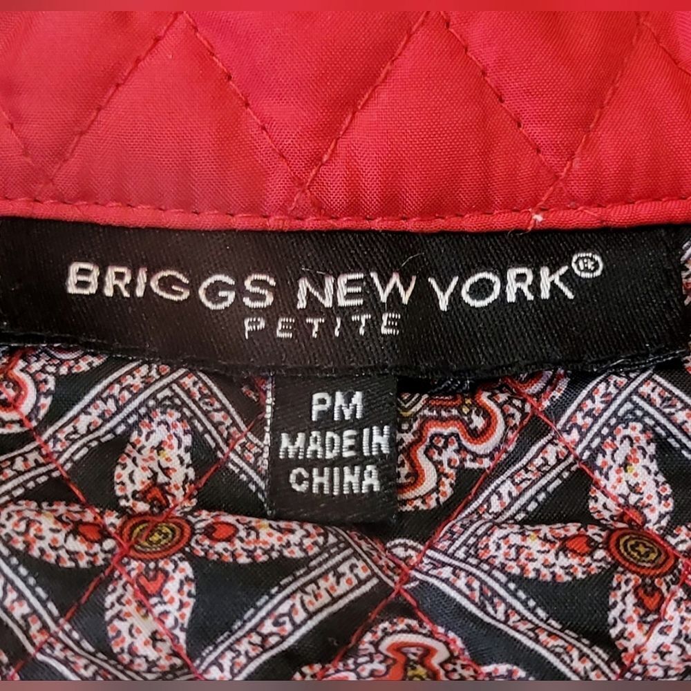 Briggs New York Red Quilted  Zip Lightweight Barn Jacket Size PM - Picture 6 of 8